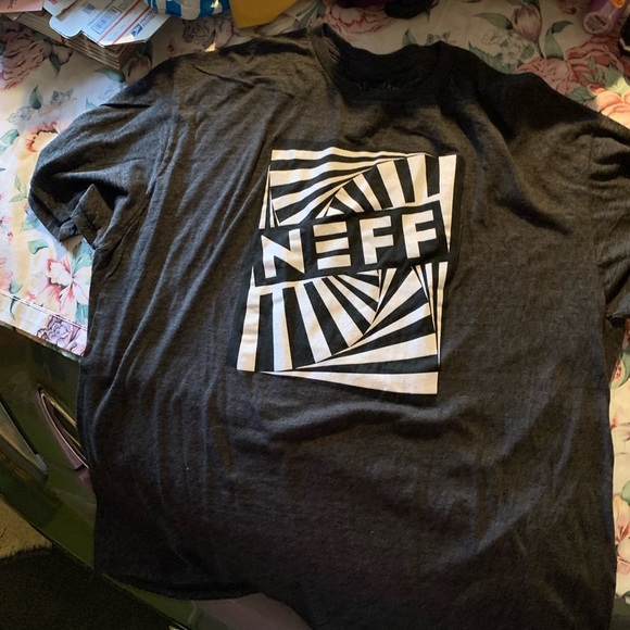 Neff Black Graphic T-Shirt - Picture 1 of 3